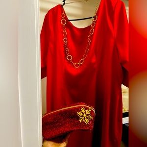 Plus size red dress ! Perfect for Valentine’s Day ❤️❤️💃🥰